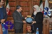 سخنرانی علمی سرکار خانم دکتر نوردین از دانشگاه علوم مالزی در تالار ابن سینا 